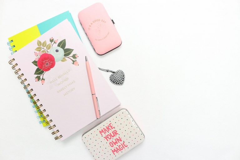 How I made &pound;317 in July in Side Hustles