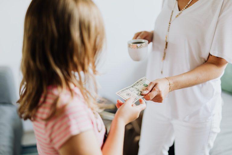 Teaching Kids How to Budget: Simple Tips for Financial Success